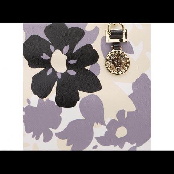 Anne Klein Purse - Picture 7 of 7